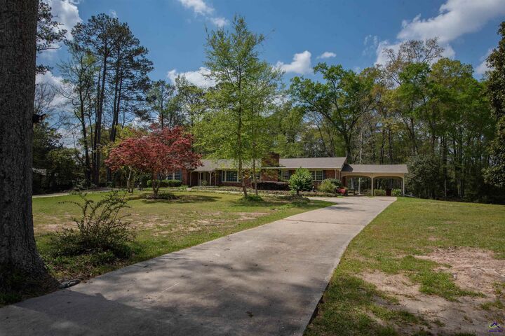 Property Photo:  4350 Jones Rd  GA 31216-0000 