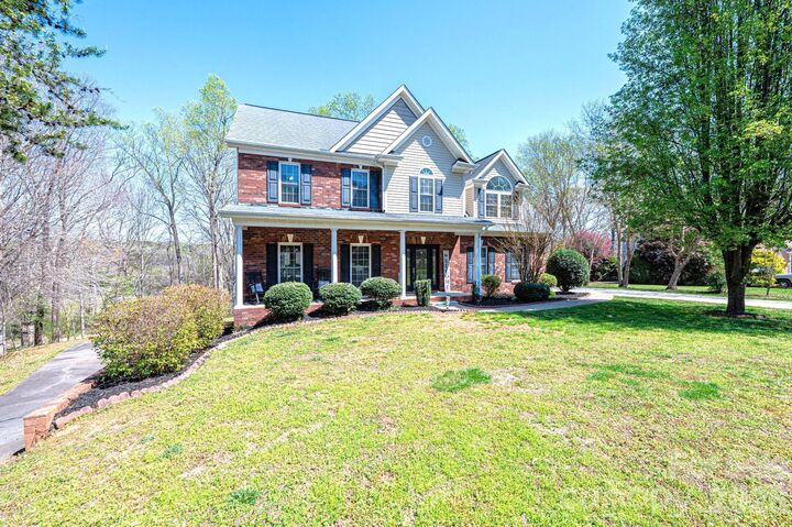 Property Photo:  2586 Henry Falls Drive  NC 28602 