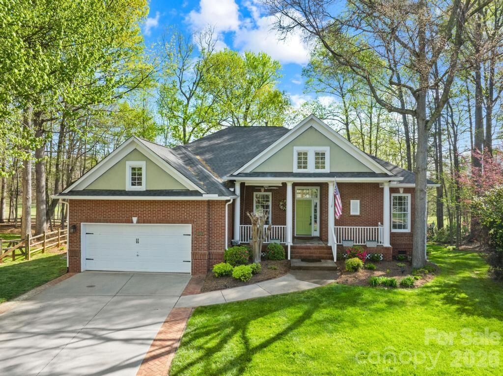 Property Photo:  15815 Kincardin Drive  NC 28078 