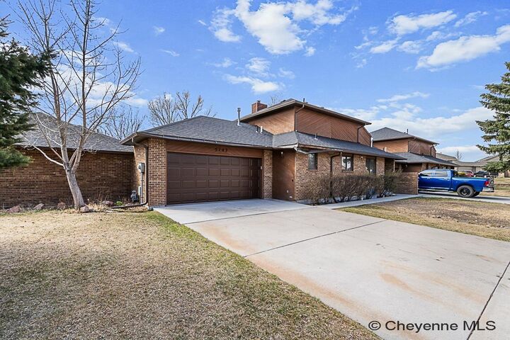 Property Photo: 5102 Syracuse Rd WY 82009