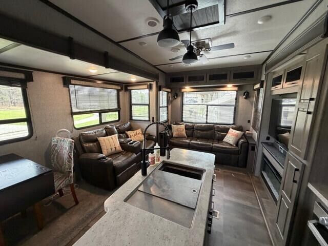 Property Photo: 7326 State Route 19 OH 43338