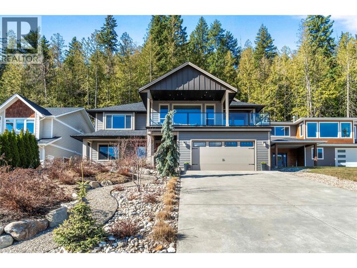 Property Photo: 4590 71 Avenue Northeast BC V0E 1K0