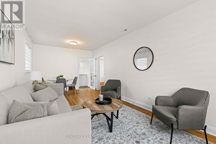 Property Photo:  661 Rubidge Street  ON K9H 4G2 