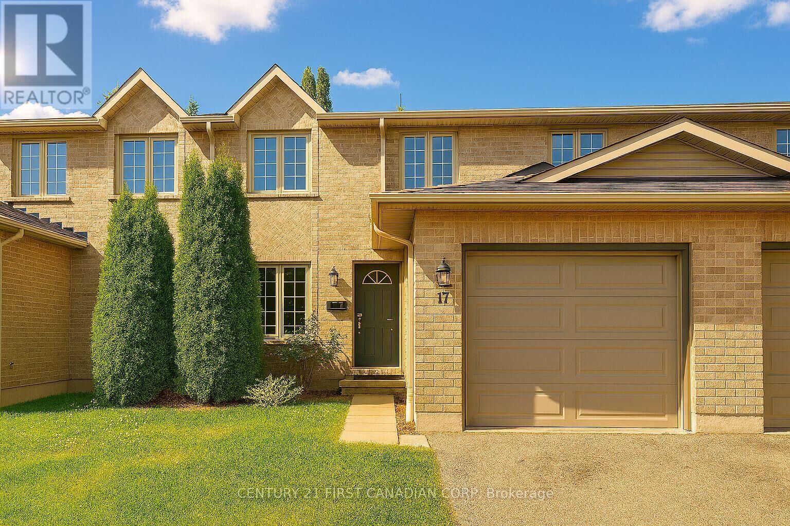 Property Photo:  340 Ambleside Drive 17  ON N6G 4Y5 