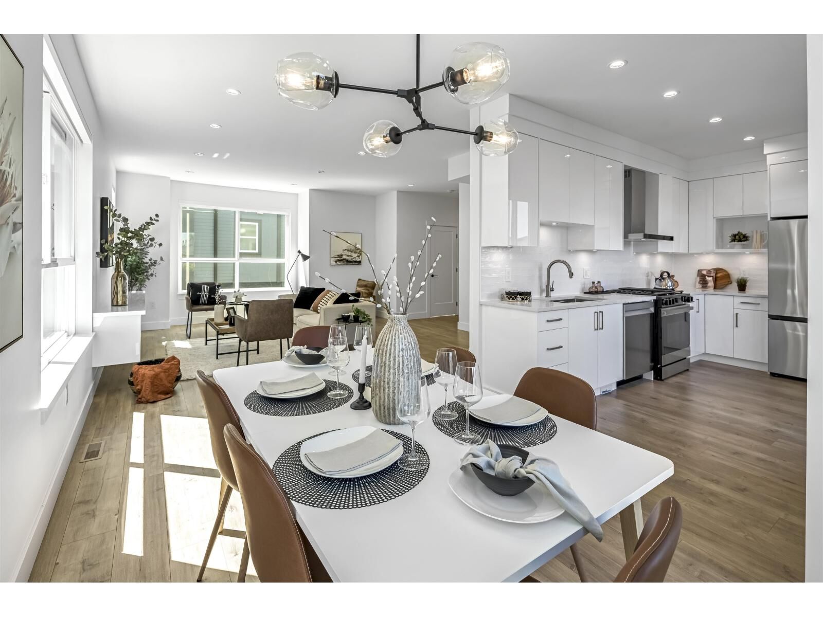 Photo de la propriété:  6162 138 Street 3  BC V3X 1E7 