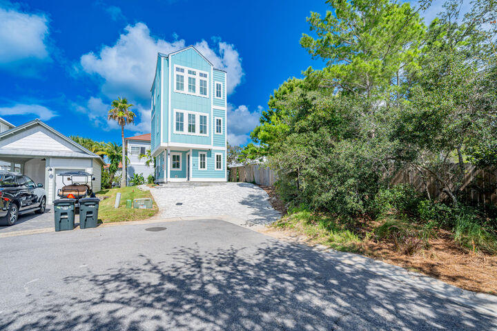 Property Photo:  41 Abbie Road  FL 32459 