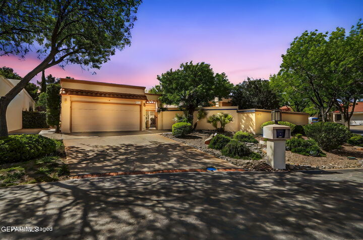 Property Photo:  1038 Los Jardines Circle  TX 79912 