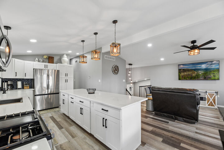 Property Photo: 5225 W 1000 IN 46382