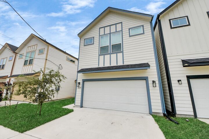 Property Photo: 2119 Esther Drive TX 77088