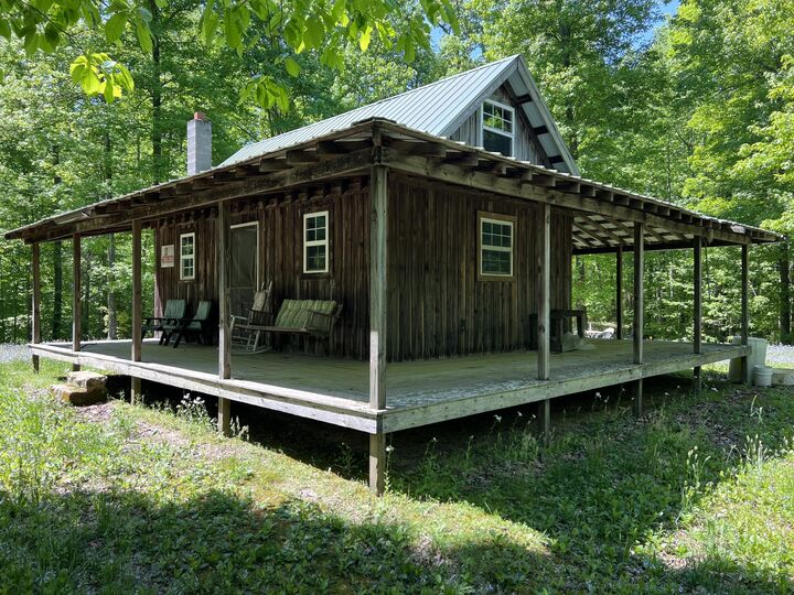 Property Photo:  2518 Tark Hill Rd  KY 40481 