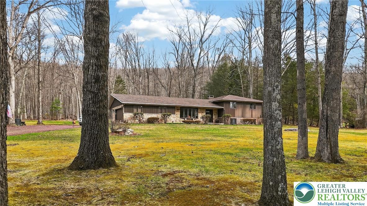 Property Photo:  159 Ben Titus Road  PA 18252 
