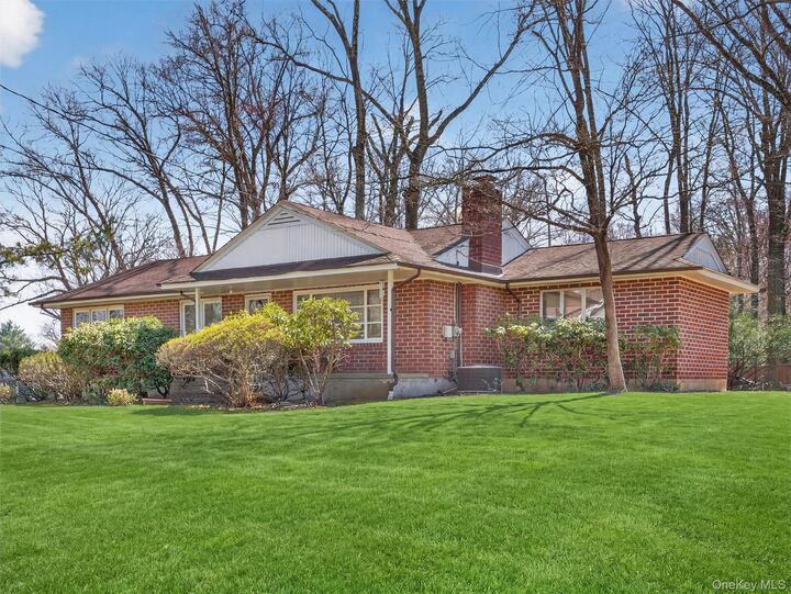 Property Photo:  31 Sharon Drive  NY 10956 