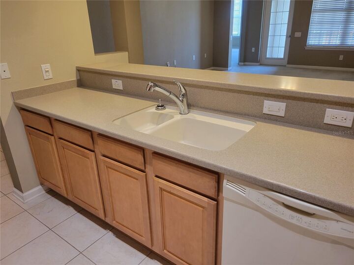 Property Photo:  7905 N Seminole Boulevard 3404  FL 33772 