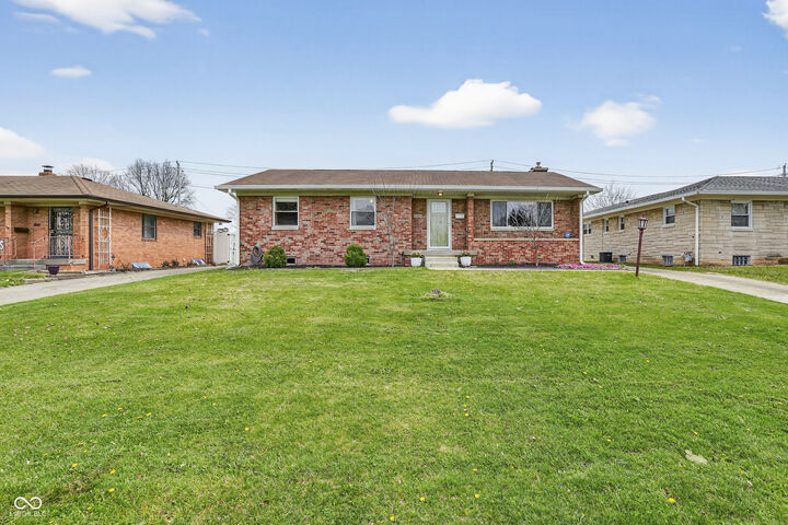 Property Photo:  1123 N Audubon Road  IN 46219 