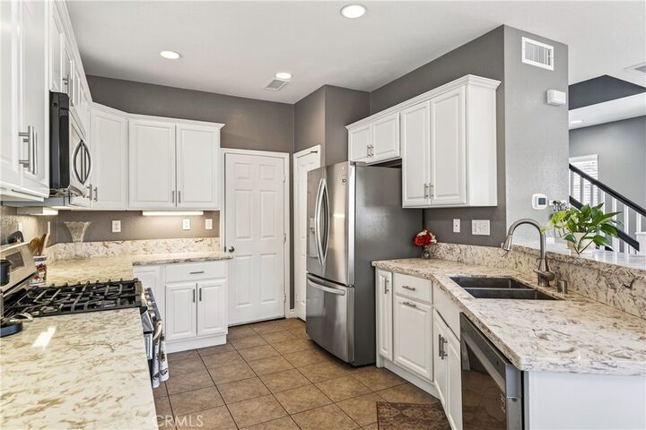 Property Photo:  5759 Mapleview Drive  CA 92509 