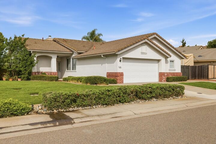 Property Photo:  8087 Bothwell Drive  CA 95829 