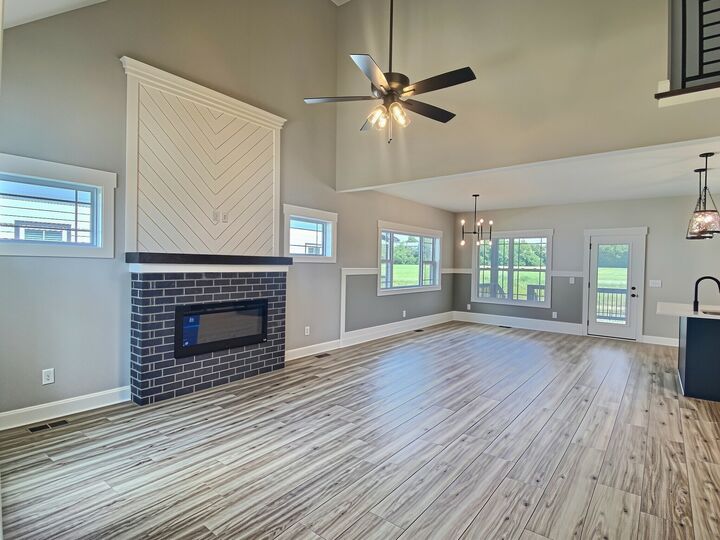 Property Photo:  213 Harvest Moon Dr  TN 37043 