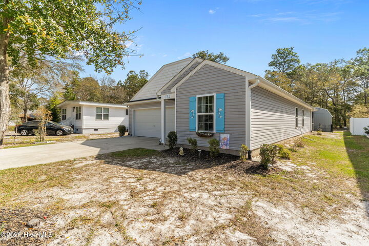 Property Photo:  152 NW 10th Street  NC 28465 