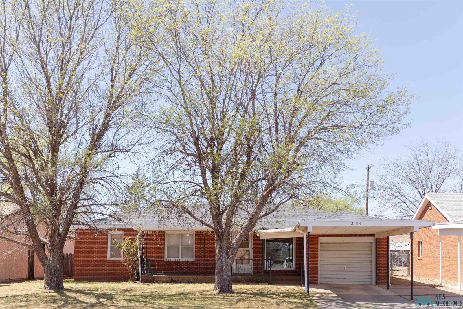Property Photo:  204 Acoma Drive  NM 88101 