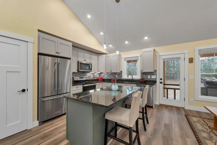 Property Photo:  12 Winchester Lane  NH 03850 