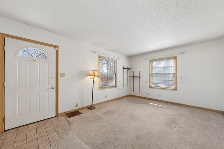 Property Photo:  5712 39th Avenue S  MN 55417 