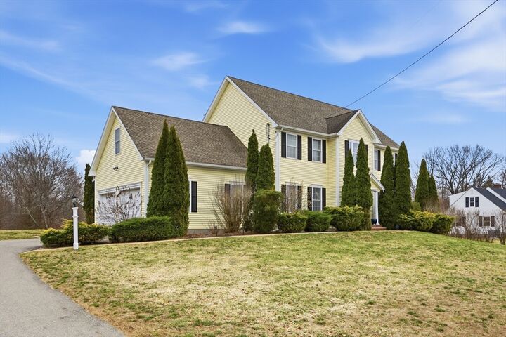 Property Photo:  44 Wood Lane  MA 01720 
