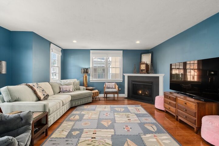 Property Photo:  62 South Street C  MA 02110 