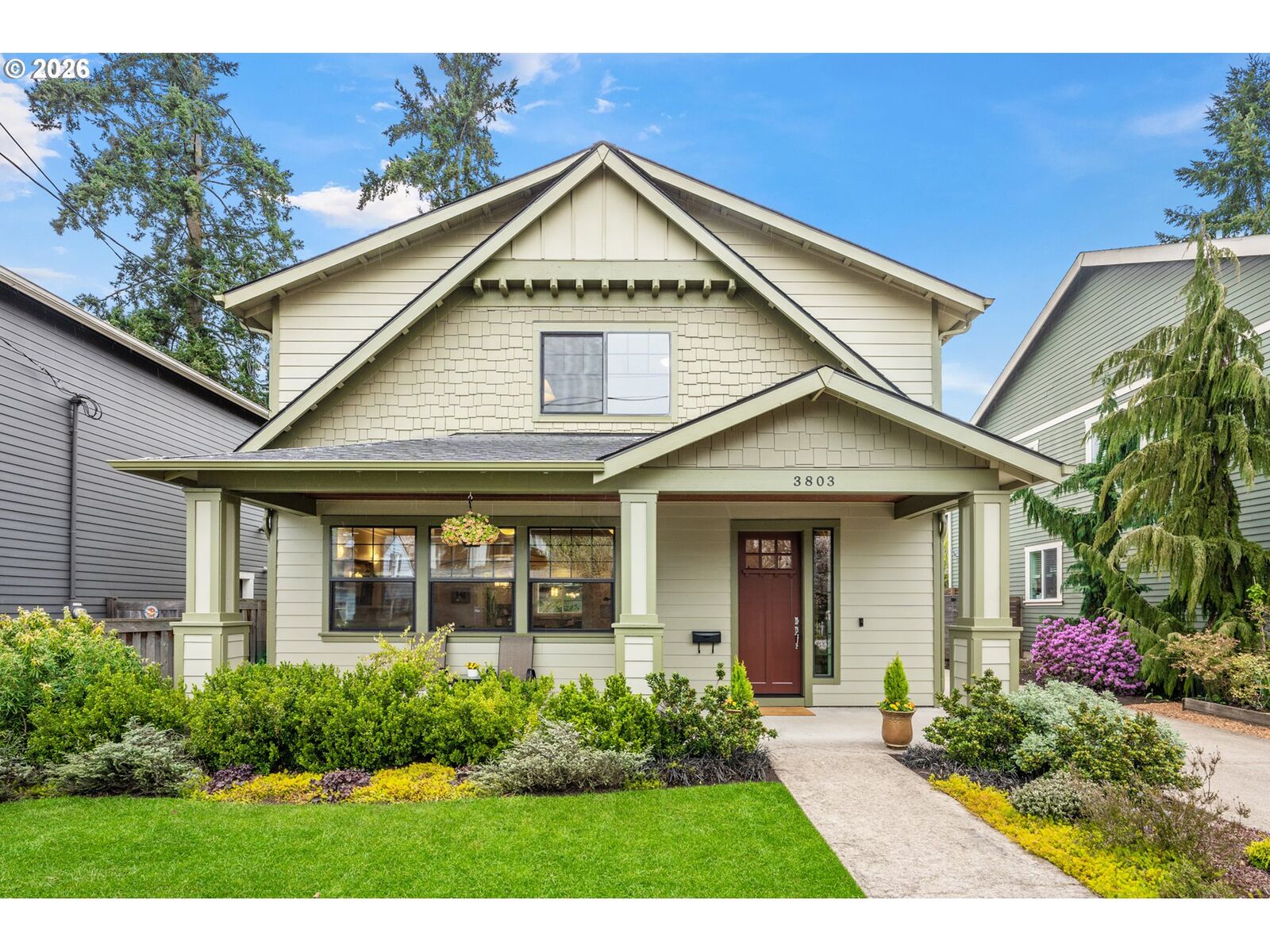 Property Photo:  3803 SE Nehalem St  OR 97202 