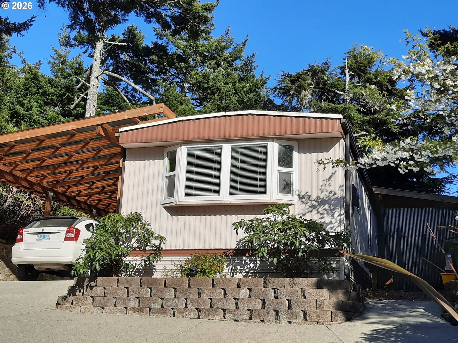 Property Photo: 1600 Rhododendron Dr 293 OR 97439