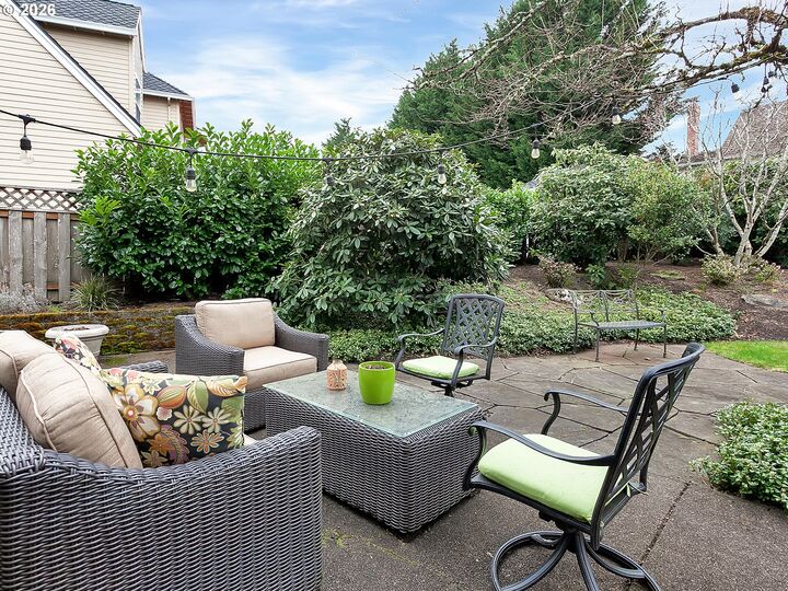 Property Photo:  22515 Ponderay Dr  OR 97068 