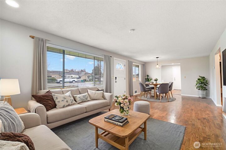 Property Photo:  4731  74th Place NE  WA 98270 