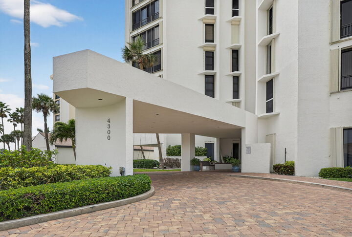 Property Photo:  2400 S Ocean Drive 4302  FL 34949 