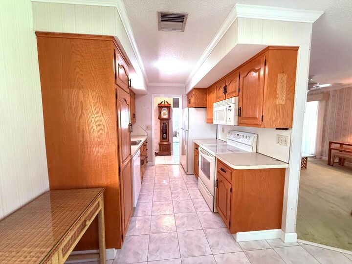 Property Photo:  532 SE Brookside Terrace  FL 34983 