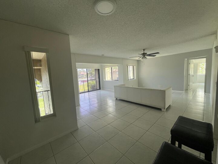 Property Photo: 504 Shady Pine Way A2 FL 33415