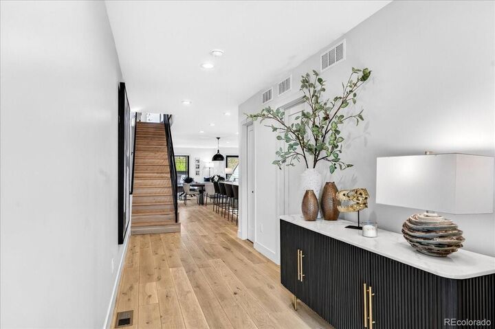 Property Photo:  2761 S Sherman Street  CO 80113 