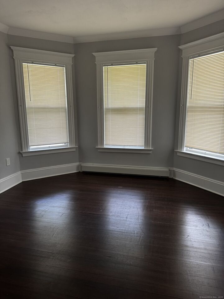 Property Photo:  177 Sisson Avenue  CT 06106 