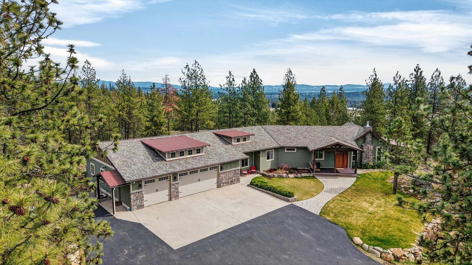 Property Photo:  1306 W Austin Rd  WA 99208 