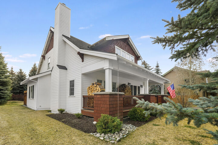 Property Photo:  1430 N 2nd Ave  ID 83333 