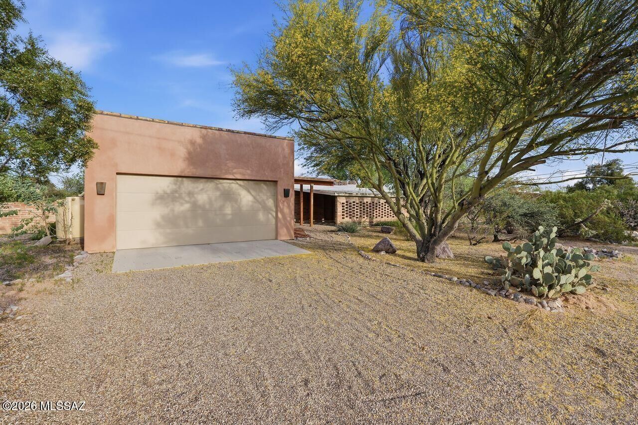 Property Photo:  3344 N Olsen Avenue  AZ 85719 