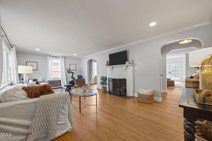 Property Photo:  1802 Pineview Street  NC 27608 