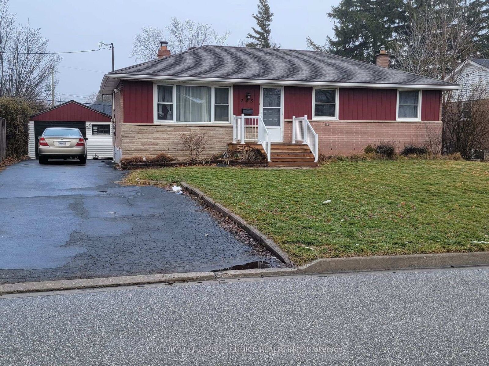 Photo de la propriété: 245 Foxbar Road ON L7L 3A2