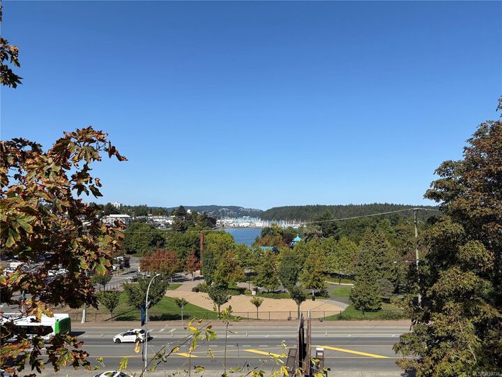 Property Photo: 55 Comox Rd BC V9R 3H7
