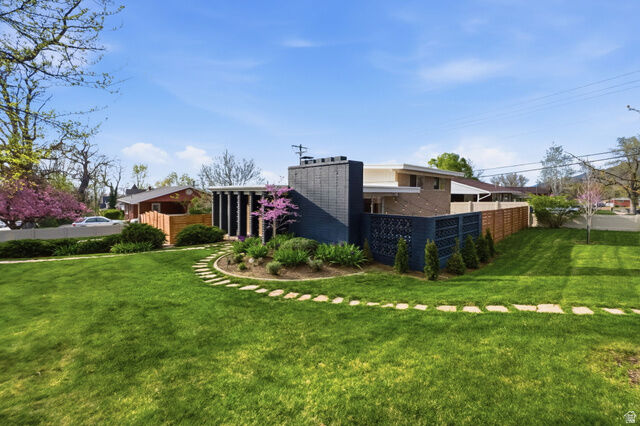 Property Photo:  749 E 400 N  UT 84010 