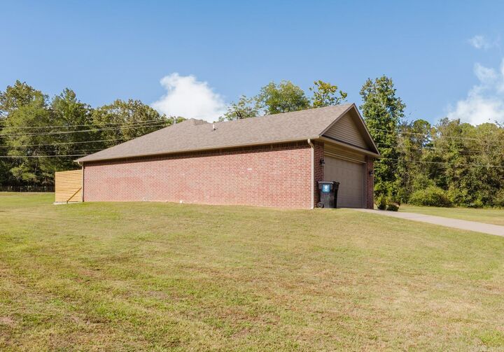 Property Photo:  5861 Bauxite Cutoff Road  AR 72011 