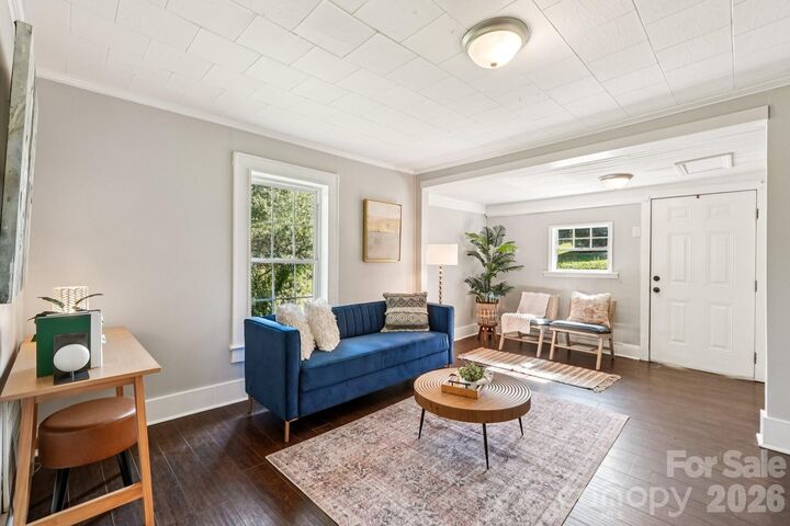 Property Photo:  911 Elm Street  NC 28081 