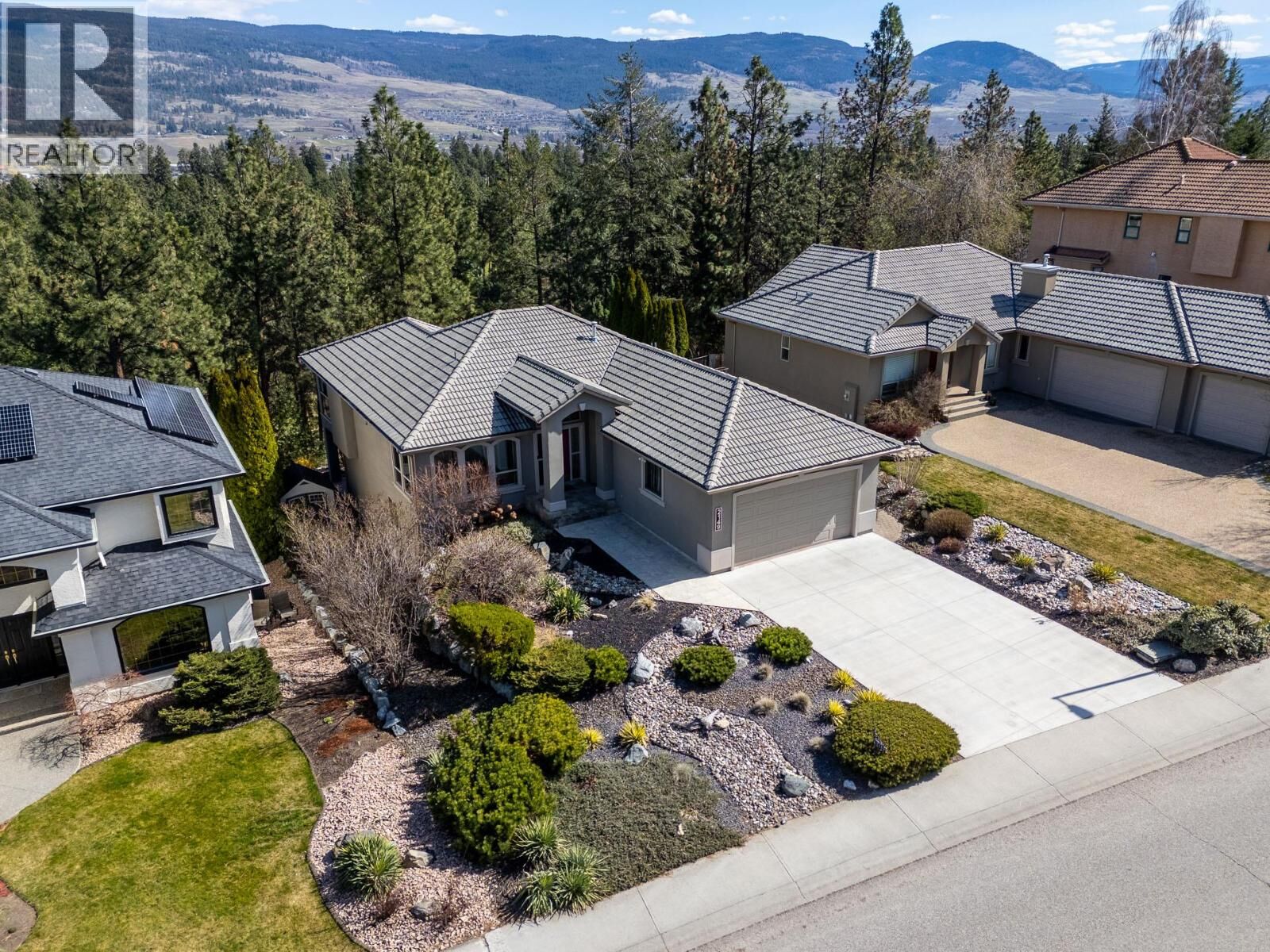 Property Photo:  2149 Capistrano Drive  BC V1V 2A3 