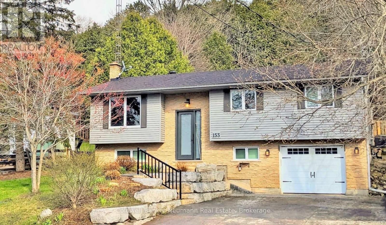 Photo de la propriété:  153 Harris Street  ON N0B 2K0 