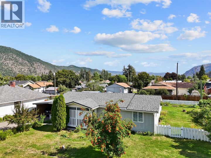Property Photo:  315 Pine Street  BC V0E 1M0 