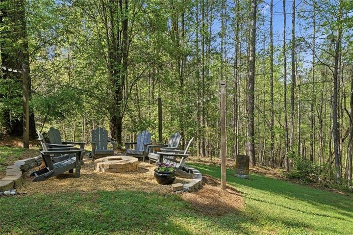 Property Photo:  404 Eileen Circle  GA 30114 