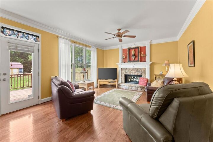 Property Photo: 115 Riverview Drive GA 30534